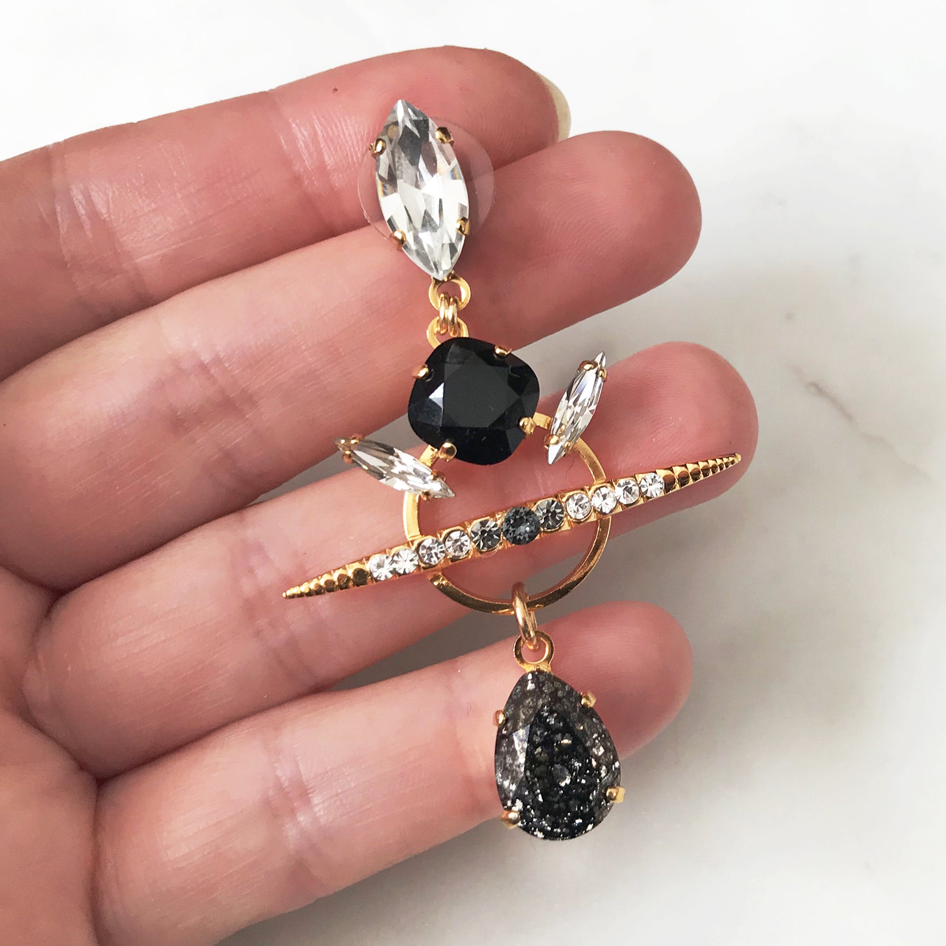 Virginia Gold Bar Earrings - Heiter Jewellery