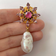 Cargar imagen en el visor de la galería, Pink Crystal and Baroque Pearl Earrings - Heiter Jewellery
