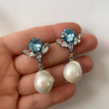 Cargar imagen en el visor de la galería, Aquamarine Swarovski crystal and Baroque pearl Earrings - Heiter Jewellery
