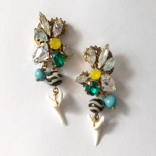 Cargar imagen en el visor de la galería, African Queen Drop Earrings - Heiter Jewellery
