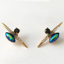 Cargar imagen en el visor de la galería, Black AB Gold Spike Stud Earrings - Heiter Jewellery
