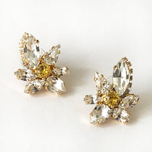 Cargar imagen en el visor de la galería, Crystal and Topaz Orchid Earrings - Heiter Jewellery
