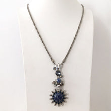 Cargar imagen en el visor de la galería, Chrysler Blue Pendant Necklace - Heiter Jewellery
