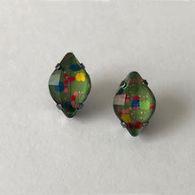 Cargar imagen en el visor de la galería, Mint green Polka dot stud earings - Heiter Jewellery
