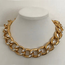 将图片加载到图库查看器，Swarovski Crystal Gold Necklace - Heiter Jewellery
