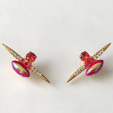 Carica l&#39;immagine nel visualizzatore di Gallery, Red Gold Stud Earrings - Heiter Jewellery
